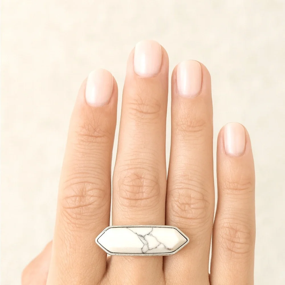 Elegant Wila White Howlite ring-Adjustable